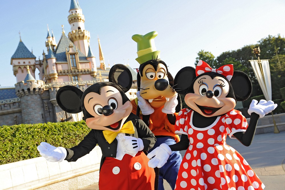 Disneyland Califórnia Resort Park Ingresso de 02 dias - 01 parque por dia