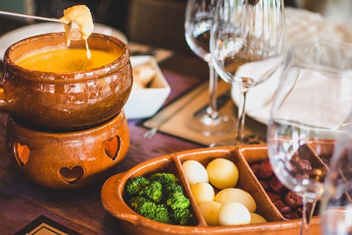 Jantar Noite Suíça Premium - Restaurante MLBK